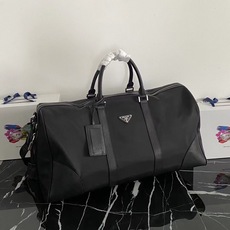 顶级原单品质/Saffiano皮革饰边和手柄可拆卸可调整尼龙肩带抛光钢质配件和黑色钛金拉链内部微标标牌和 顶级原单品质/Saffiano皮革饰边和手柄可拆卸可调整尼龙肩带抛光钢质配件和黑色钛金拉链内部微标标牌和