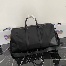 顶级原单品质/Saffiano皮革饰边和手柄可拆卸可调整尼龙肩带抛光钢质配件和黑色钛金拉链内部微标标牌和 顶级原单品质/Saffiano皮革饰边和手柄可拆卸可调整尼龙肩带抛光钢质配件和黑色钛金拉链内部微标标牌和