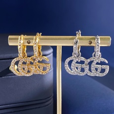 GQ80 古驰GUCCI古奇精致时尚半镶钻圆圈圆环吊满钻双G字母耳环可拆卸两种戴法 黄铜材料电镀18k金 GQ80 古驰GUCCI古奇精致时尚半镶钻圆圈圆环吊满钻双G字母耳环可拆卸两种戴法 黄铜材料电镀18k金