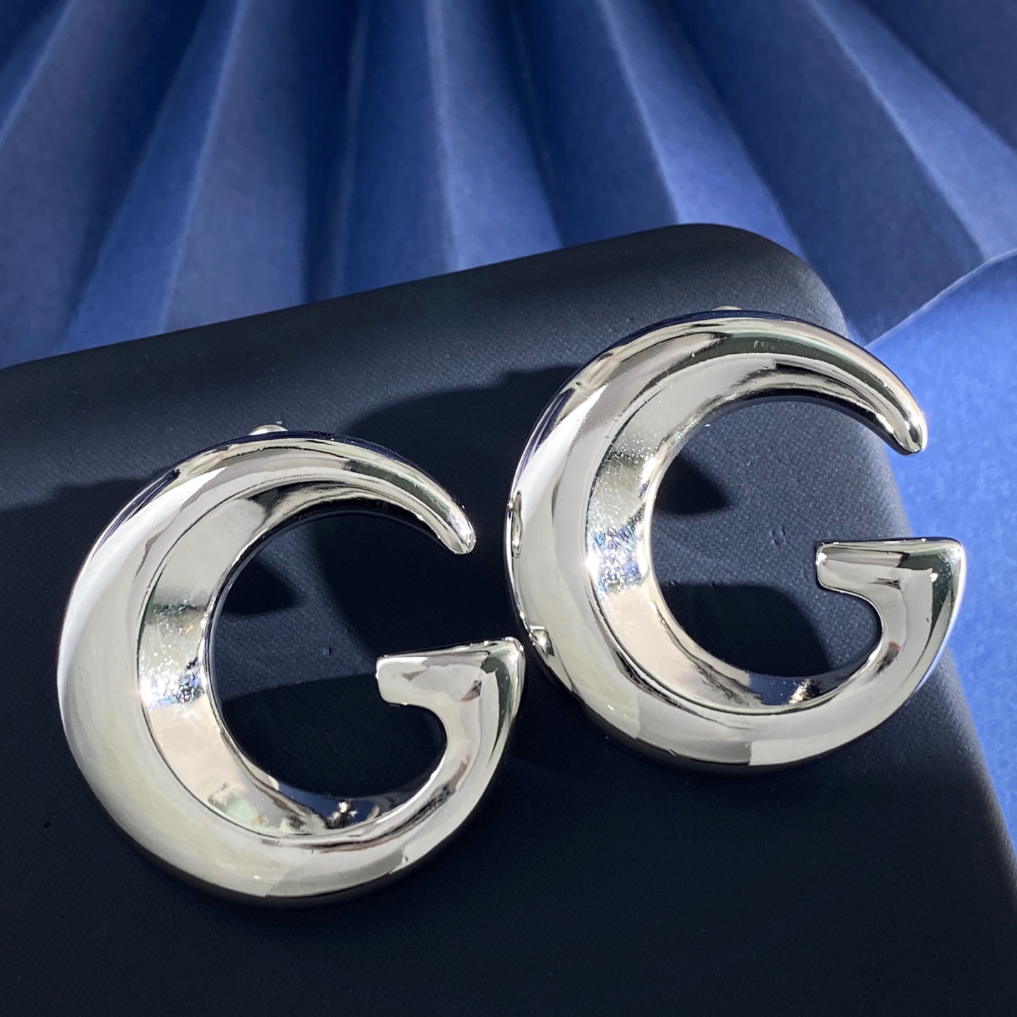 GQ92 古驰GUCCI古奇走秀时尚欧美风金属光面G字母耳钉 黄铜材质 金色银色 重约32.5g 尺寸约