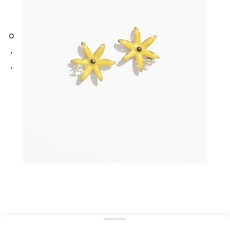 XN92 香奈儿Chanel小香风新款时尚珐琅滴油黄色米字星花朵光面小双C字母耳钉 黄铜材料 银色浅金色 XN92 香奈儿Chanel小香风新款时尚珐琅滴油黄色米字星花朵光面小双C字母耳钉 黄铜材料 银色浅金色