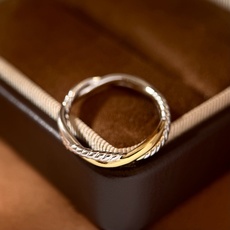 DY80 (叠戴神器) David Yurman大卫雅曼经典缆绳系列金色光面对撞白金色螺旋纹理无限大 DY80 (叠戴神器) David Yurman大卫雅曼经典缆绳系列金色光面对撞白金色螺旋纹理无限大