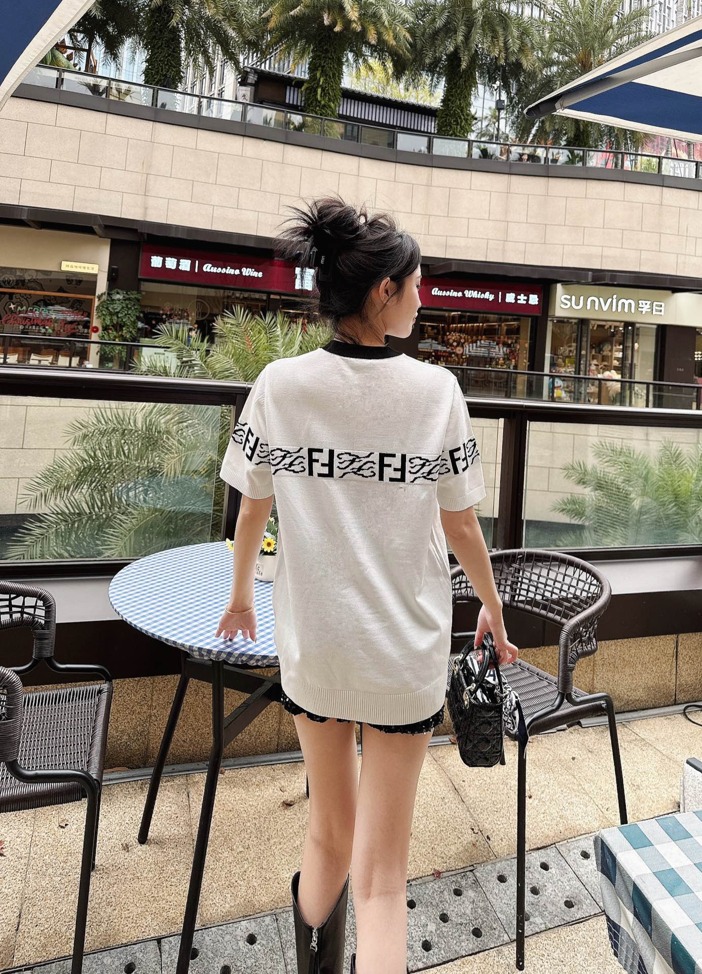 路易威登 Louis Vuitton 高定典藏名品高定成衣时装外套连衣裙衬衫T恤 #64B536E5 4