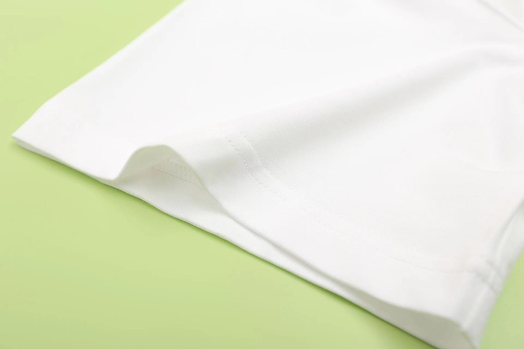 High Quality Retro-Style Embroidered T-Shirt for Men and Women - 图片 9