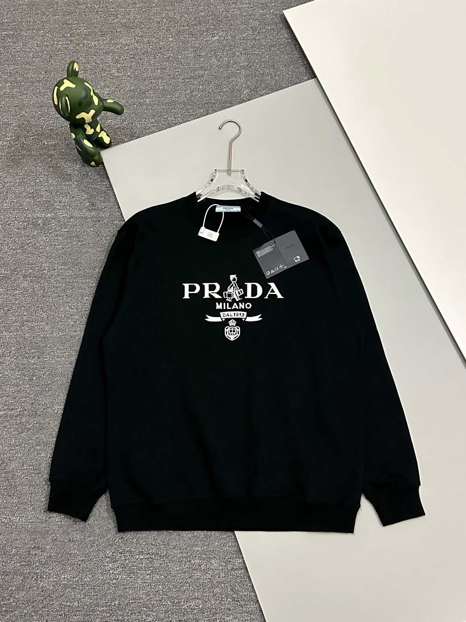 Prada Kaufen Kleidung Sweatshirts AAA -Klasse Replik
 Schwarz Stickerei Gekämmte Baumwolle Herbst/Winter Kollektion