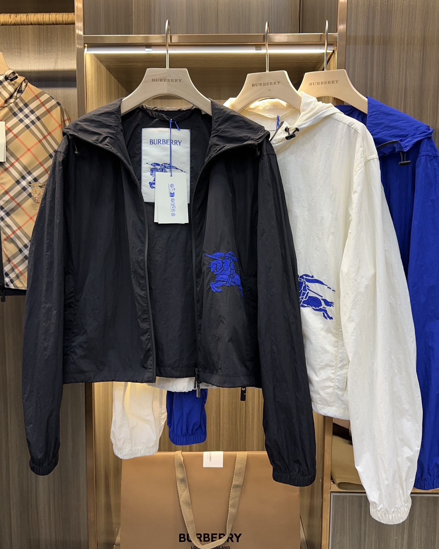 [Burberry Women