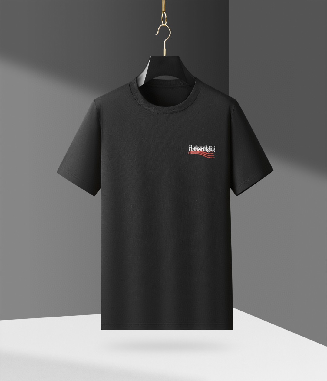 NO:135484,2025ss. Bally Spring and Summer New Products Xiaoweikuo 210g Offset Printing Logo Craft Hand-painted Design Latest Official Website Font Print Baita Model Short-sleeved T-color Black White Size M L XL,,bally,T-shirt,alexander wang198609092025ss. 巴利 春夏新品 小微阔 210克 胶印印花LOGO工艺 手绘设计 最新官网字体印花 百塔款 短袖T颜色黑 白 尺码M L XL,,bally,T-shirt,alexander wang,Men's clothing