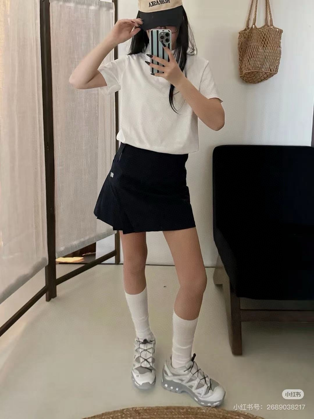 💰115
韩版专柜在售KOLON SPORT可隆高尔夫运动轻薄速干短裙 舒适随型 自在随心 柔软透气 挺括有型 舒适透气,精选优质棉料亲肤柔软,吸汗透气,告别闷热,畅享清凉带内衬G网专柜同步!客供订制原版跟单面料天丝级别40支双重冷感锦纶氨纶珠地棉,表面呈疏孔状,犹如蜂巢 轻薄有弹力 透气干爽有弹力 手感舒适,透气清爽,更加耐洗不变形,亲肤感十足!重工打造 全部采用进口硅胶压制承诺 不变形 不开胶 不开裂 做工用料较为讲究,体现品牌品质把控!3D立体裁剪 辅料包装 全套原版跟单 更加提升休闲和档次 妥妥的要有颜值有颜值品质有品质 微弹面料,伸展舒适,运动无拘束!走线精致,版型超级显瘦又百搭女神必备 运动休闲旅行商务 适合各种场合 推荐入手
颜色:黑色/白色
尺码:M-L-XL
尺码表
M腰围73臀围88裙长35建议80-100
L腰围77臀围92裙长37建议100-115
XL腰围81臀围96裙长39建议115-130