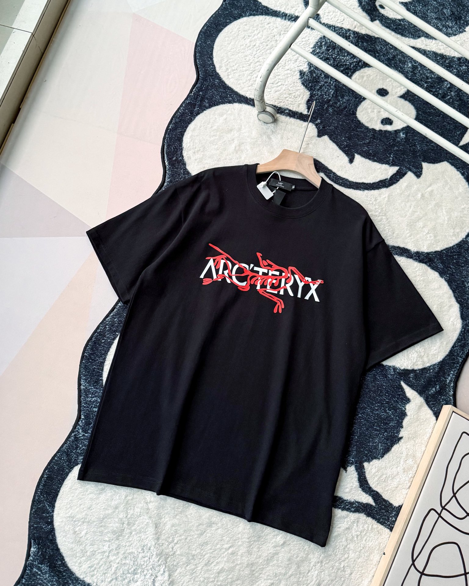 Alternative view of T-Shirt 01306
