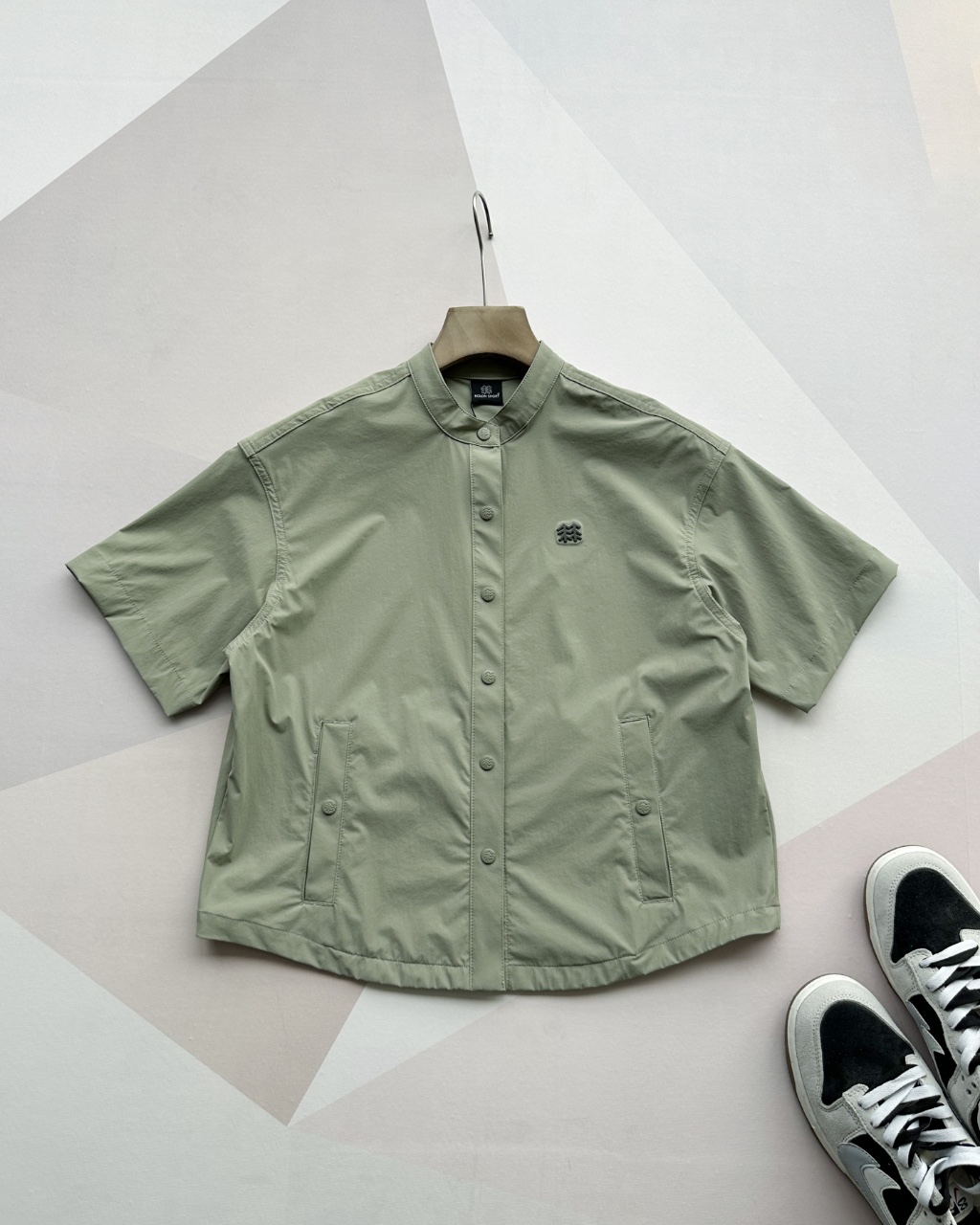 Alternative view of T-Shirt 01303