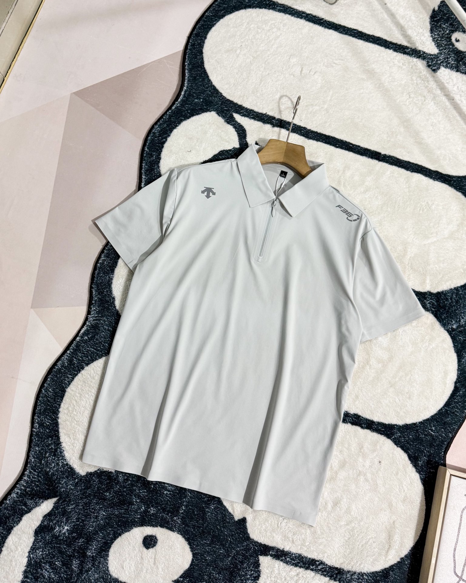 Alternative view of T-Shirt 04507