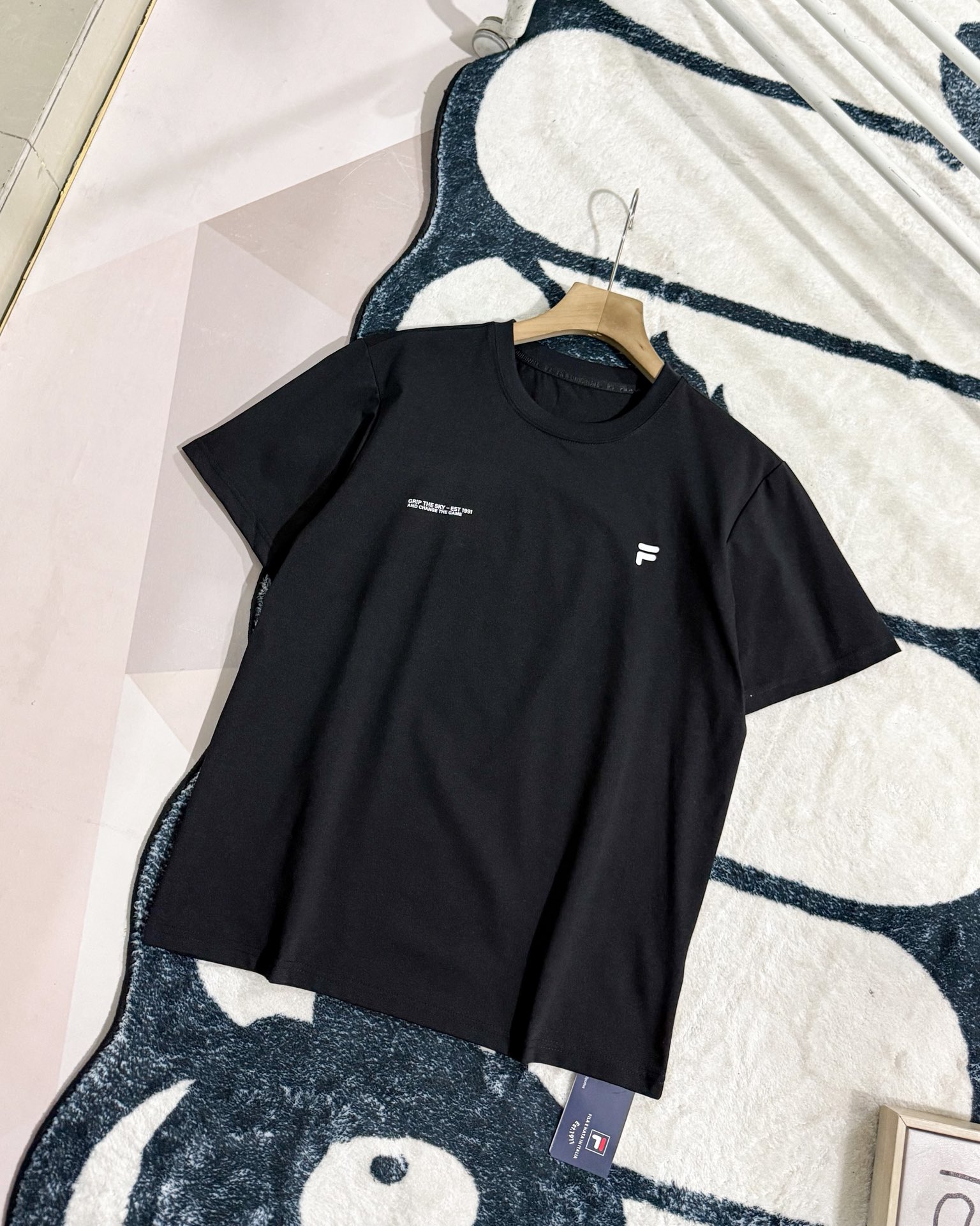 Alternative view of T-Shirt 04503