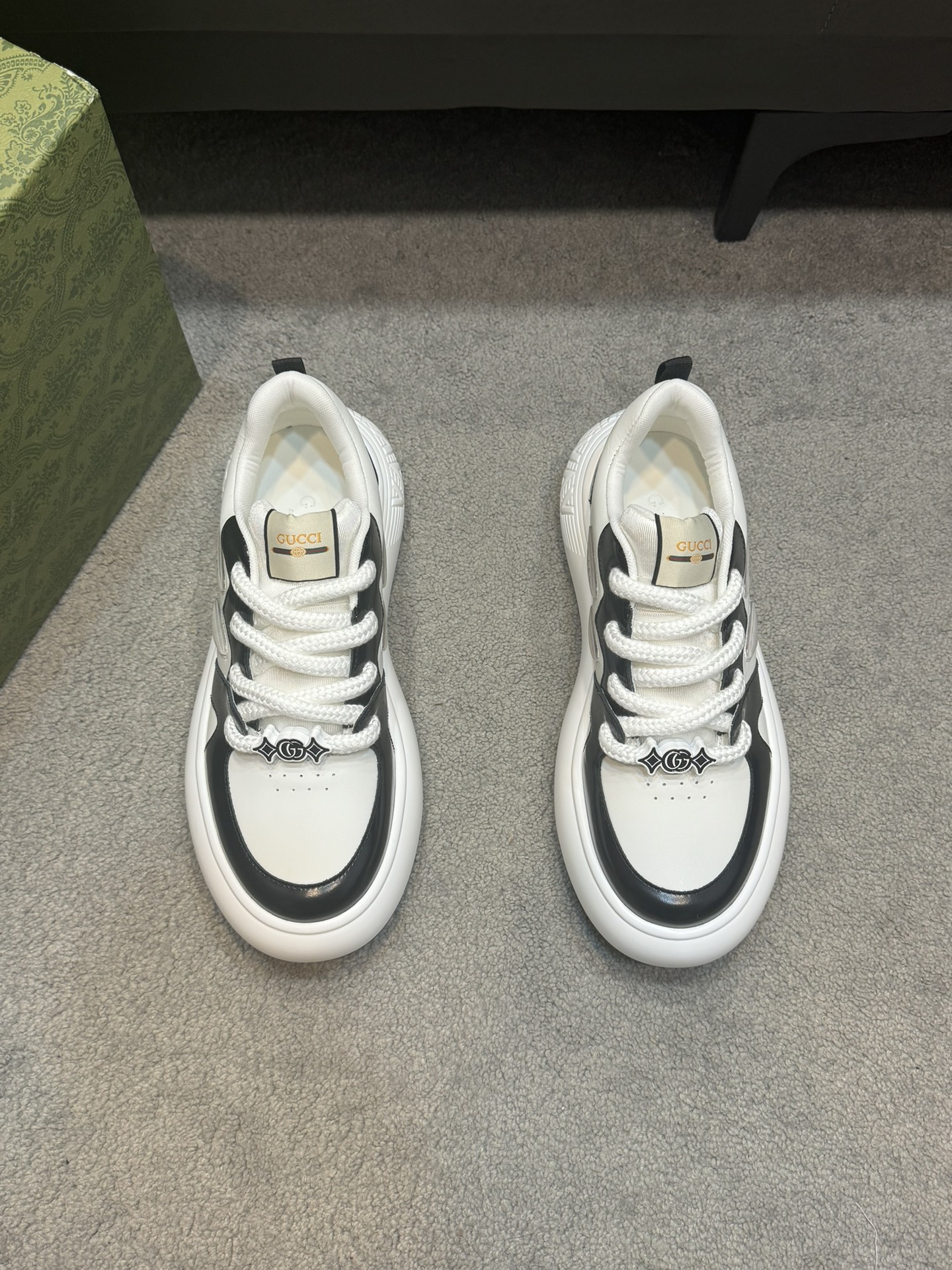 [Gucci] Gucci calidad de gama alta Original único de alta zapatillas de deporte casuales Parte super