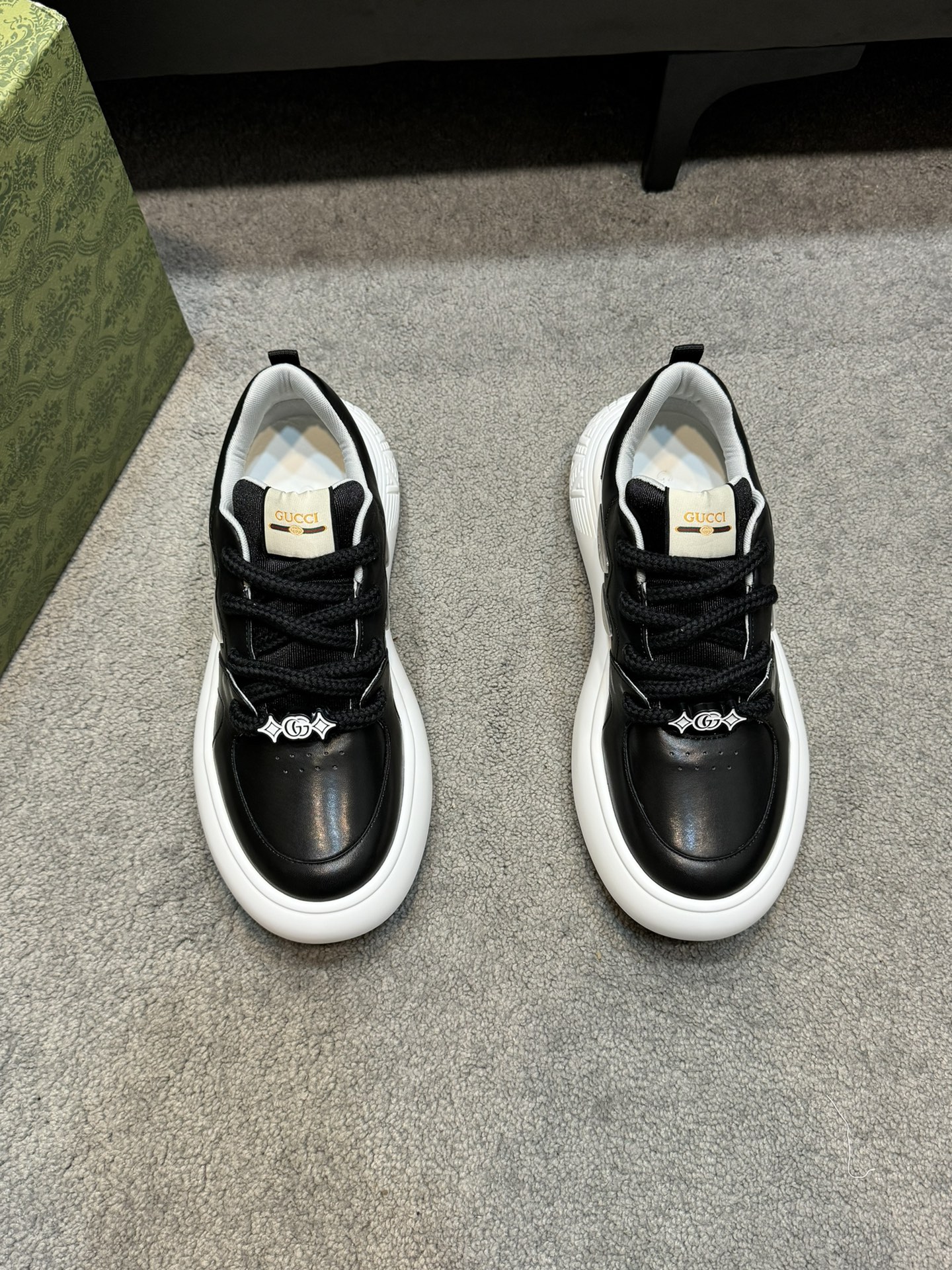 [Gucci] Gucci calidad de gama alta Original único de alta zapatillas de deporte casuales Parte super