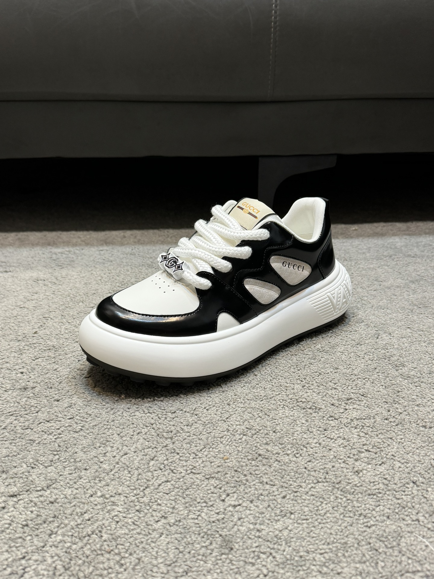 [Gucci] Gucci calidad de gama alta Original único de alta zapatillas de deporte casuales Parte super