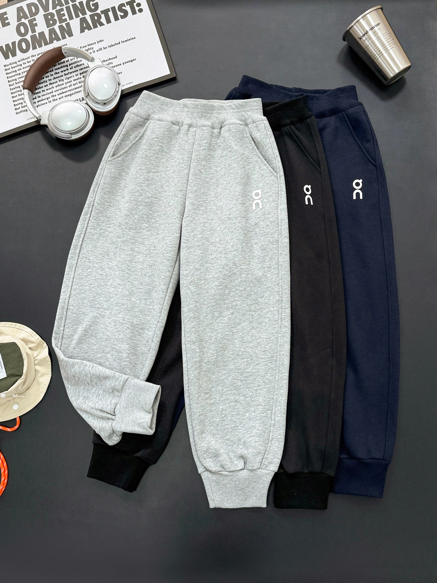 Venta rápida@89.9 【Pantalones deportivos de primavera para niños mayores 130-170】 Colores: gris, azul marino, negro. Ta…