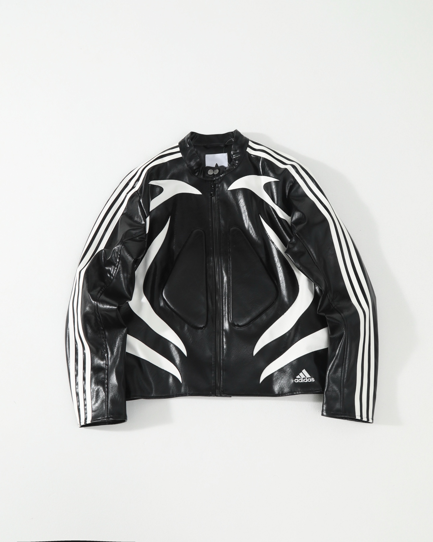 Alternative view of Jacket FW25 10152