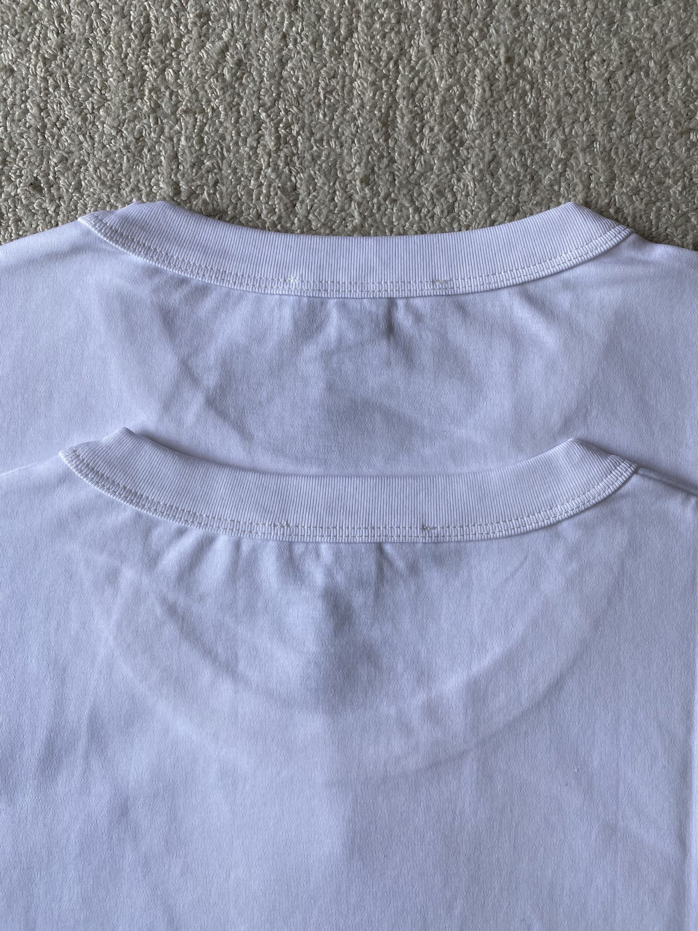 Louis Vuitton Voyage Trunk White Cotton T-Shirt, Crew Neck, Short Sleeve 4 i1743848526879 3067 0 3