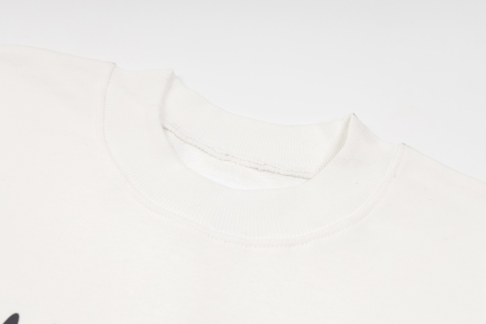 Maison Margiela Magira MM6 Round-Collar Calendar Print T-Shirt in Black and White - 图片 6