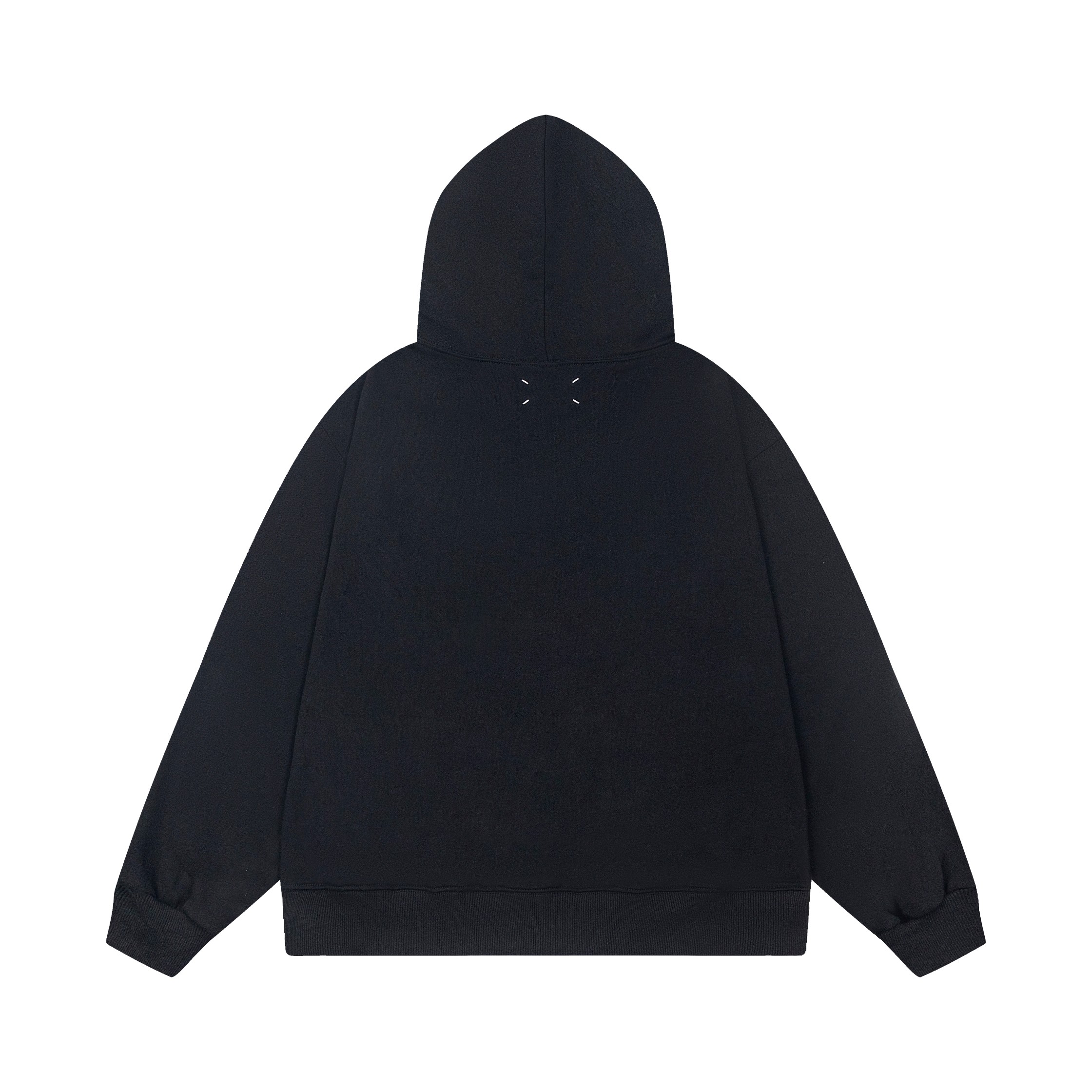 Maison Margiela Magila Loose Hat Embroidered Top in Black Fur Guard. - 图片 3