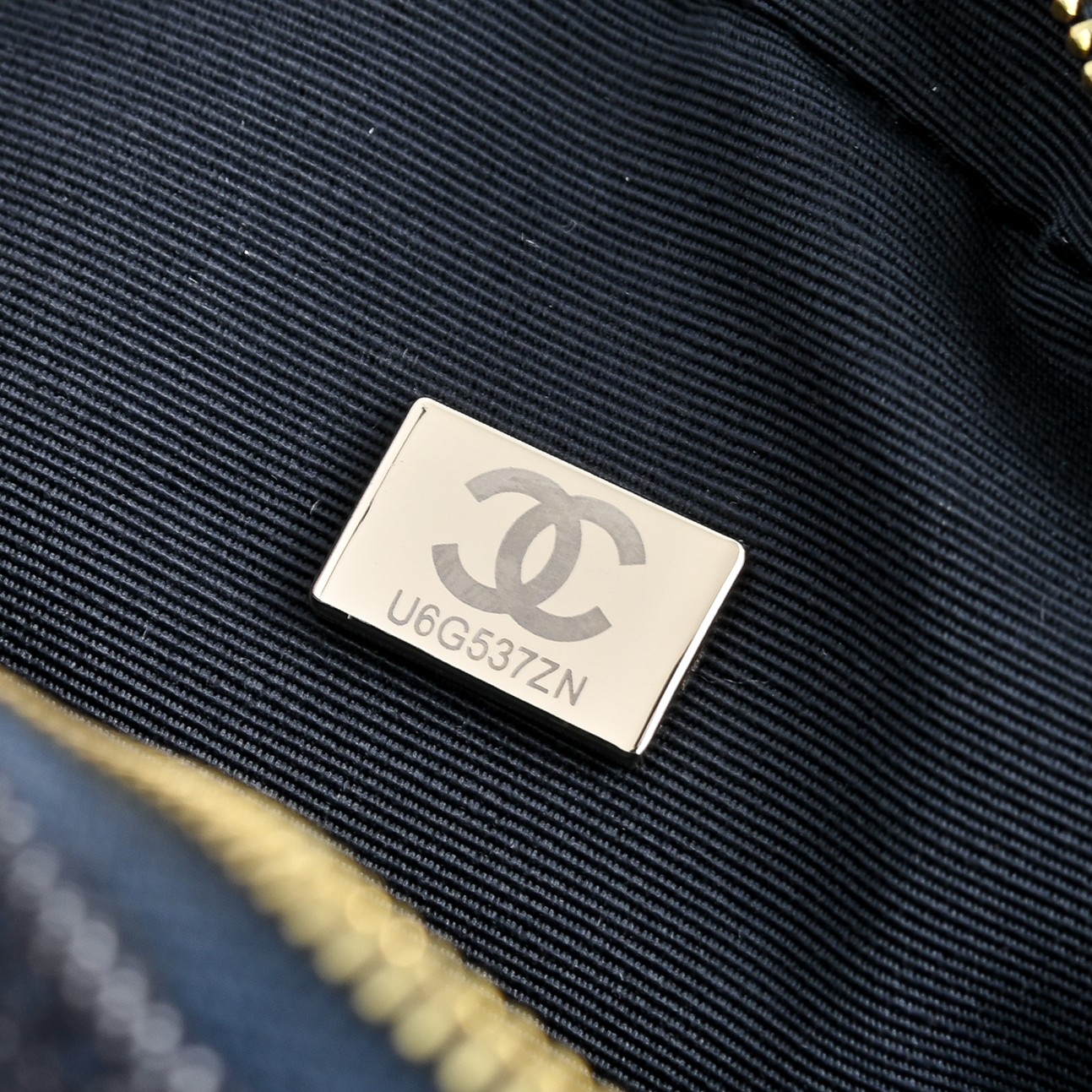 🌾CHANEL香奈儿 26P 金标双C Logo 菱格牛仔布拼金色金属 单肩包 它身上有夏天的感觉了!太可爱太好看啦 🌾CHANEL香奈儿 26P 金标双C Logo 菱格牛仔布拼金色金属 单肩包 它身上有夏天的感觉了!太可爱太好看啦
