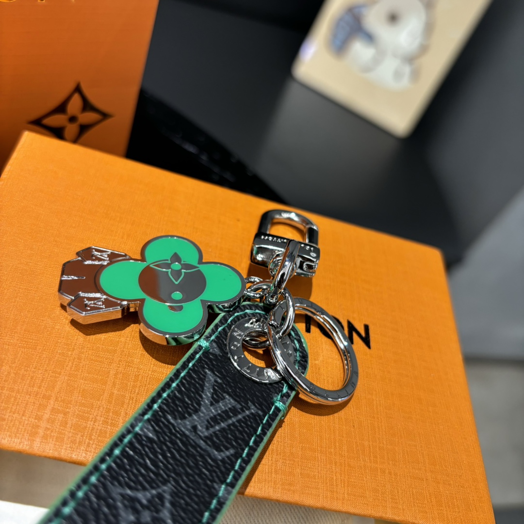 Close-up of Monogram Eclipse canvas on the keychain