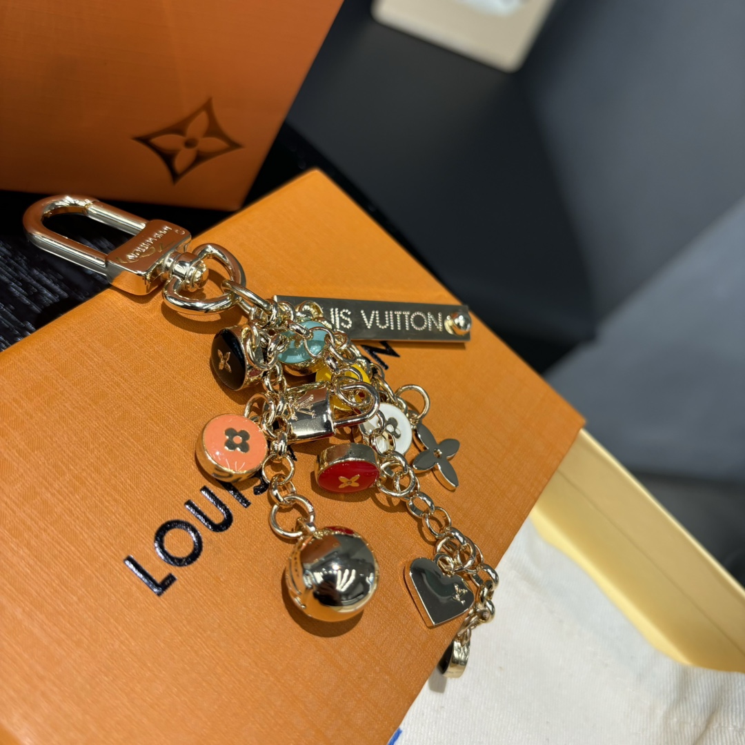 Leather charm keychain gift presentation