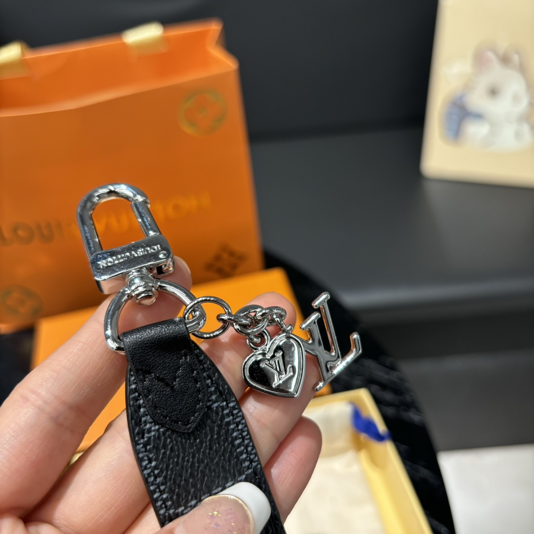 Louis Vuitton Black Grid Keychain Key Ring Detail