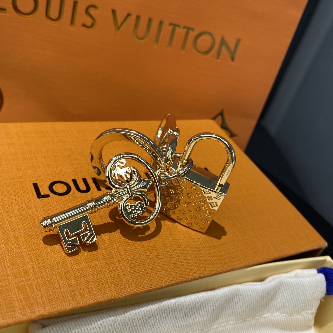 Designer Lock Keychain in use