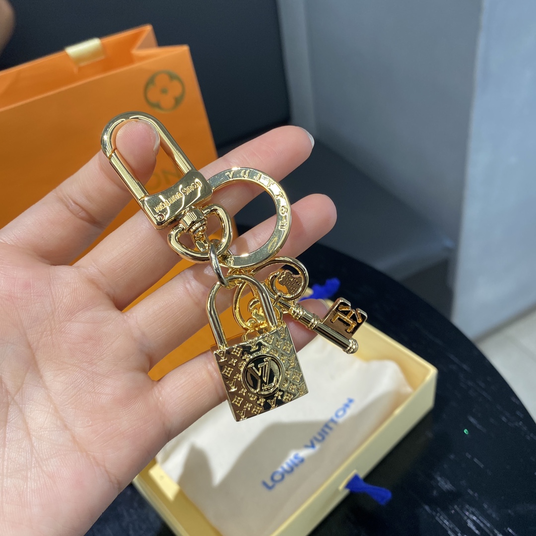 Designer Lock Keychain with keys attached