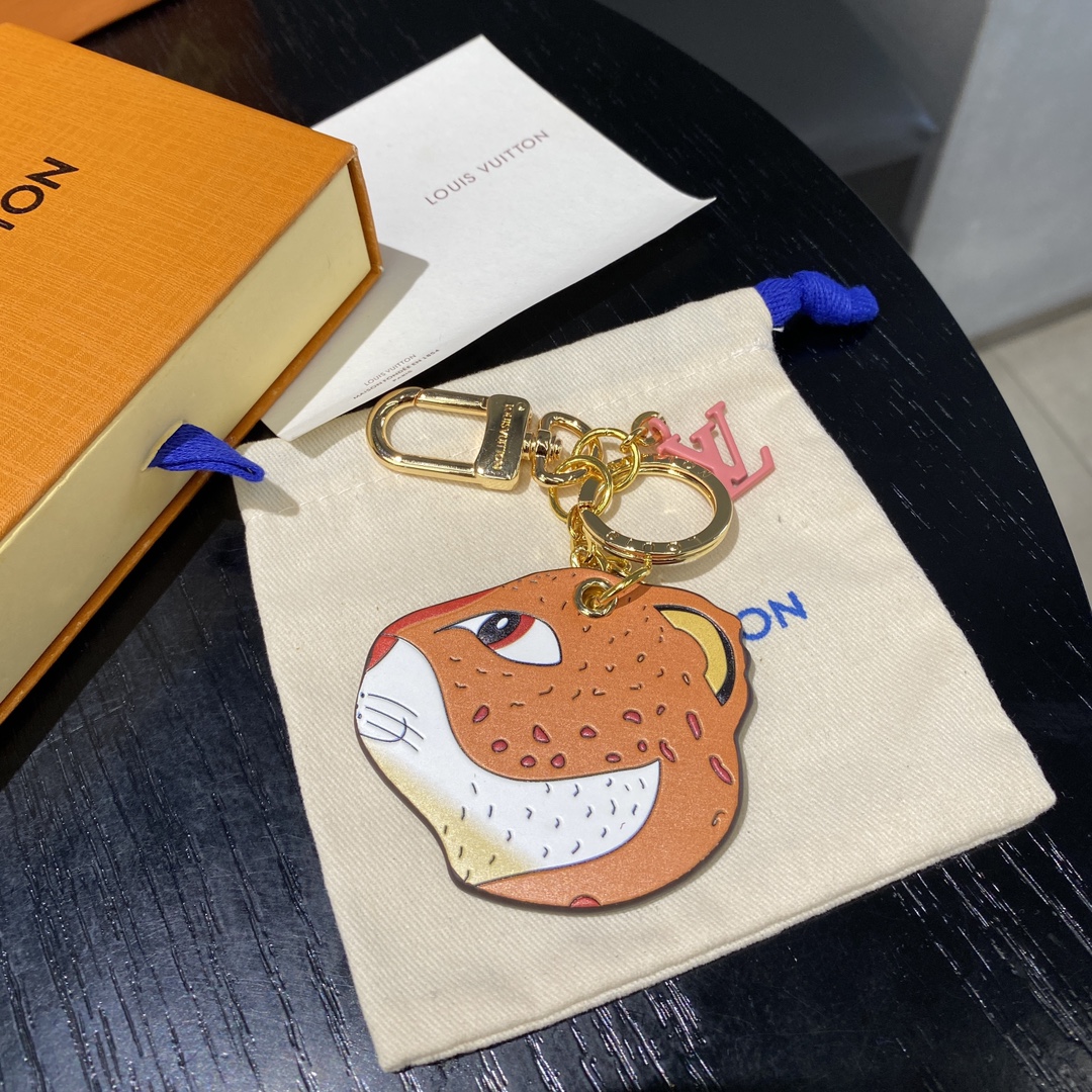 Animogram Leopard Keychain hardware close-up