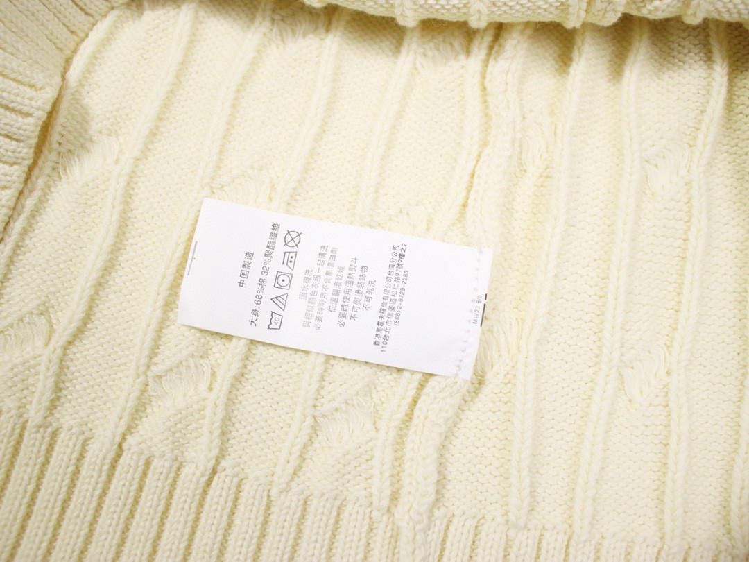 Ralph Lauren Classic Horse-Embroidered Knit Sweater with High-Density Logo Embroidery - 图片 9