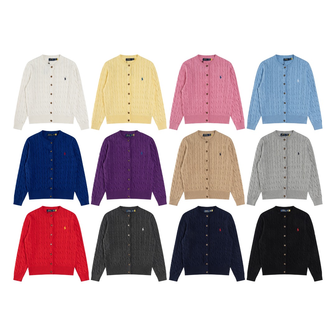 #R93 RALPH LAUREN拉夫劳伦十二色经典小标刺绣logo七扣针织绞花开衫毛衣女装上衣 胸口高密度LOGO刺绣,吊牌辅料原版定制.采用纯棉纱线纯棉亲肤舒适,小标战马刺绣麻花纽扣开衫毛衣🐎高品质 跟着博主学穿搭!来一件拉夫劳伦绞花毛衣吧,爆红之后超级难买的系列,官网一件难求,简单实穿慵懒宽松感,加厚面料更有质感,手感柔软细腻,版型宽松,不管是单穿还是叠穿,简单一件就能穿出不同风格的时尚感! 颜色: 白色 黄色 粉色 浅蓝 彩蓝 紫色 卡其 灰色 红色 深灰色 藏青色 黑色 肩宽 胸围 衣长 袖长