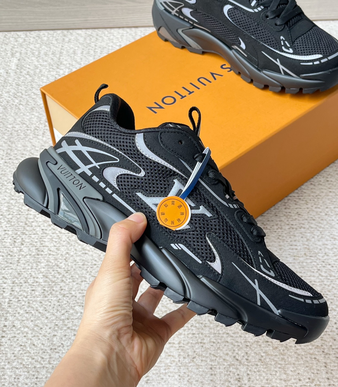 루이비통 LV Tatic Runner 남성 러닝화 139860 이미지 9