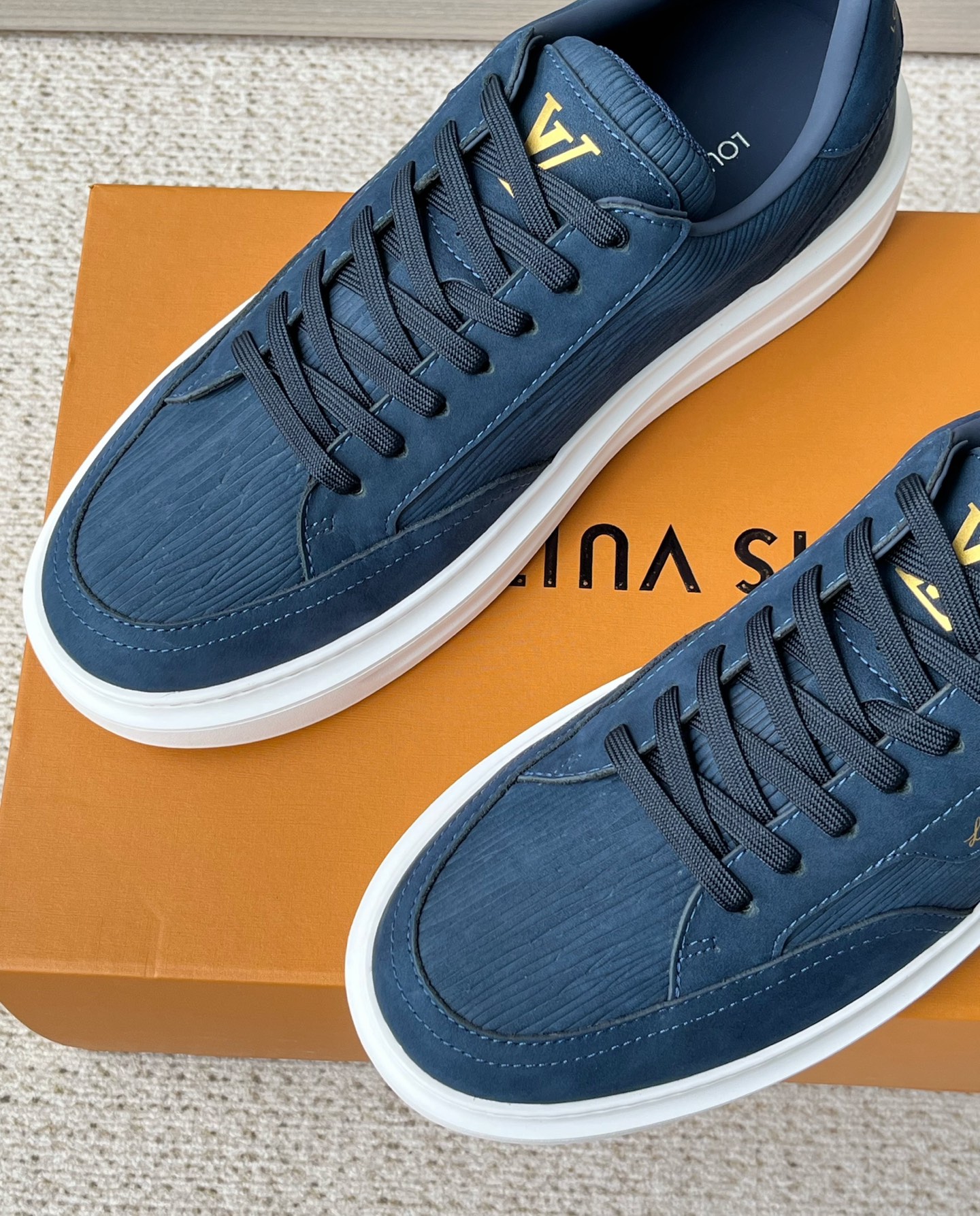루이비통 신발 135770 Louis Vuitton Shoes 썸네일 이미지