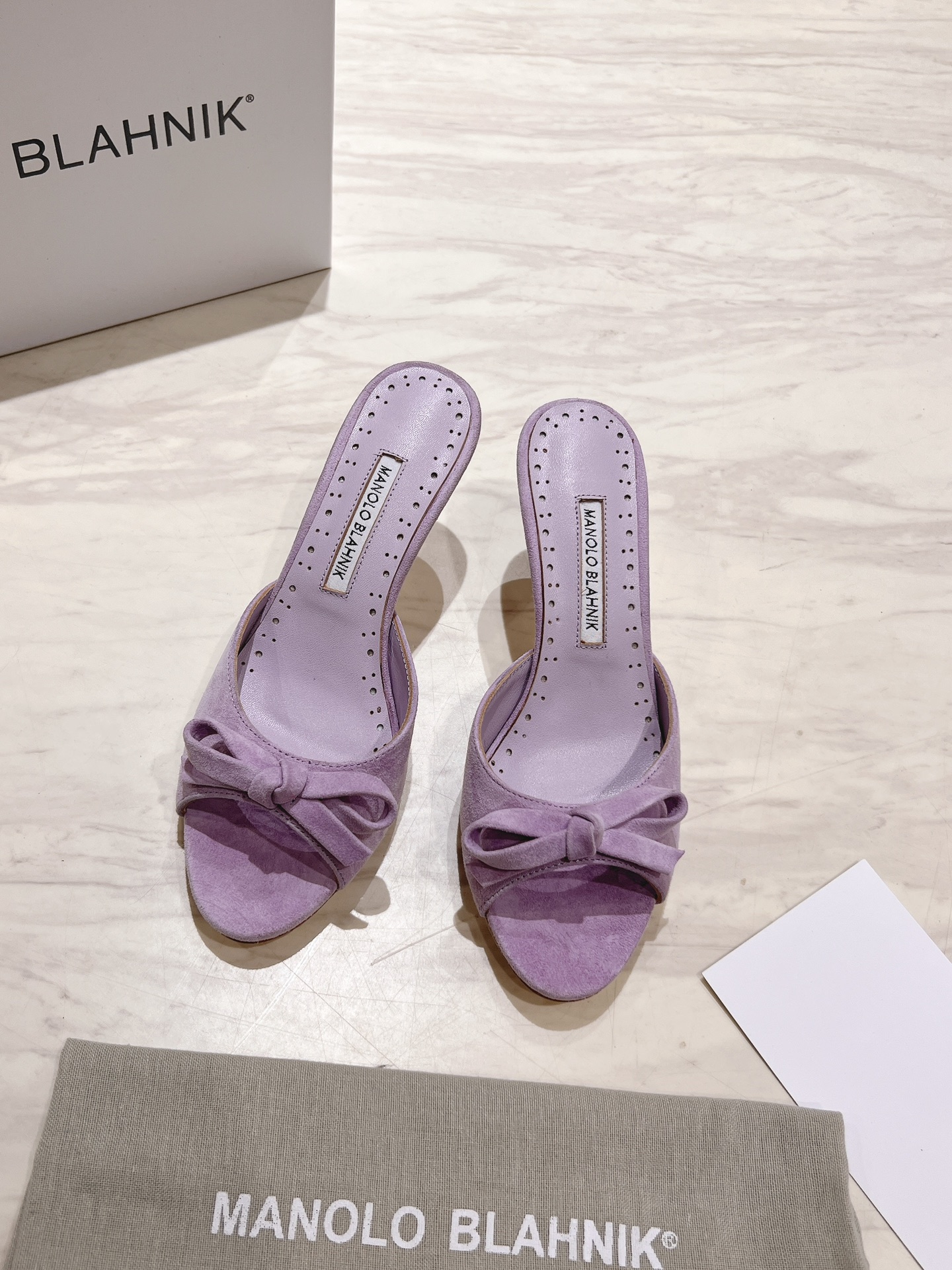 Manolo Blahnik New Lambskin Mules with Bow Detail - Heel Height 7.5cm 3 i1713170795 7322 0