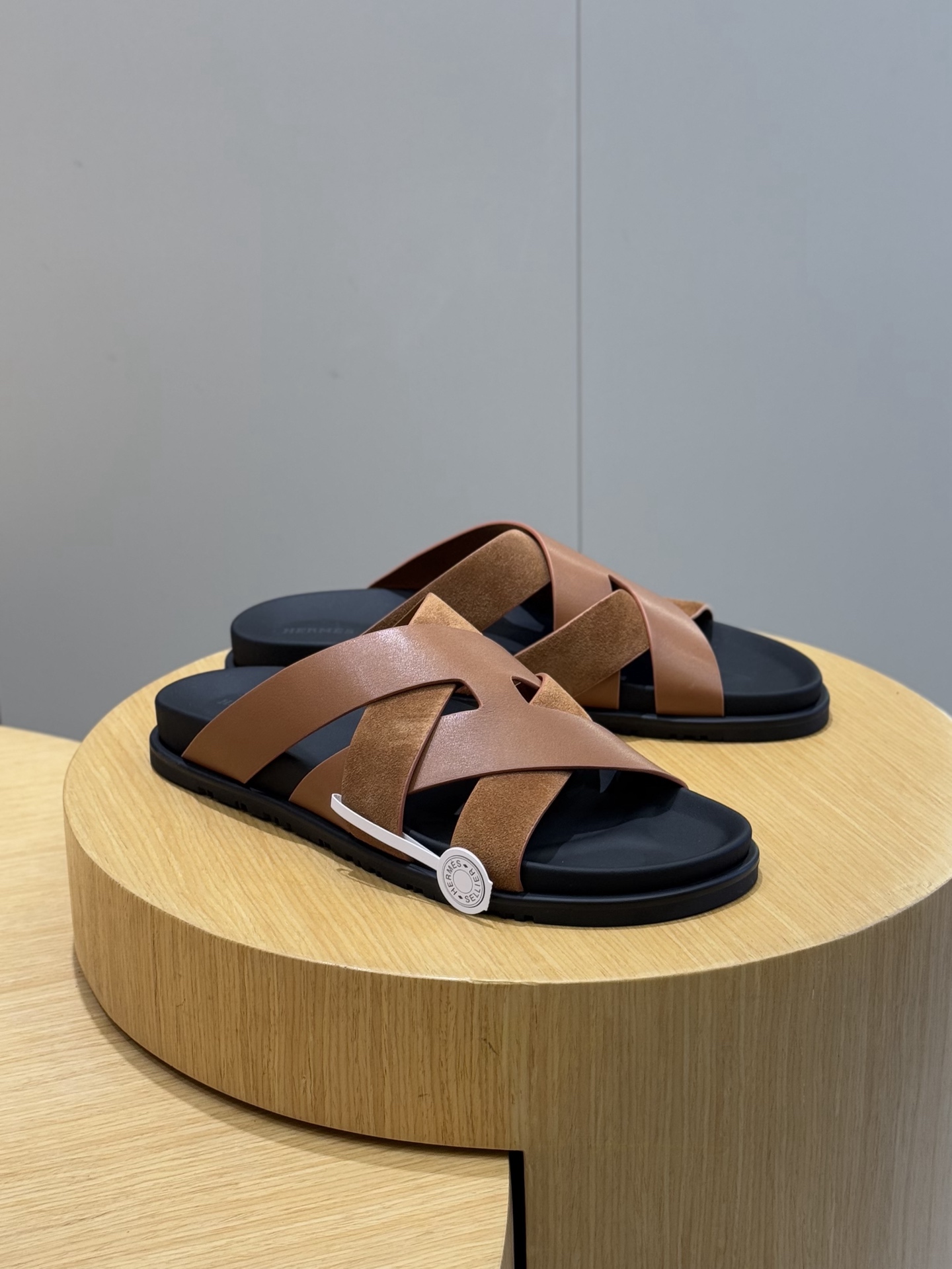 Hermes Slides 10841