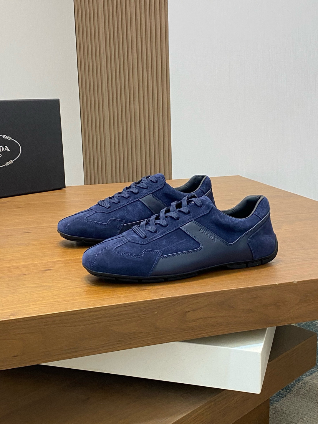 Prada Sneakers 10819