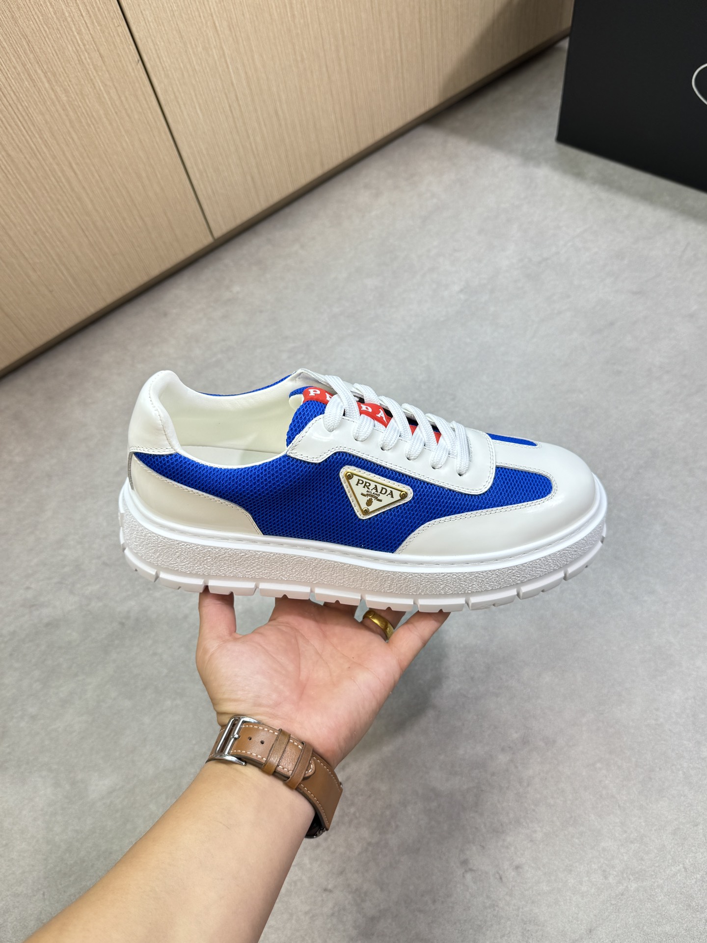 Prada Sneakers 10811