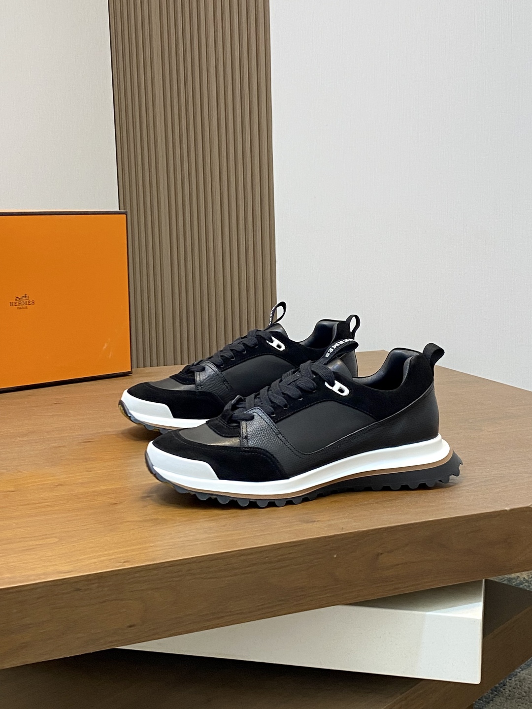 Hermes Sneakers 10930