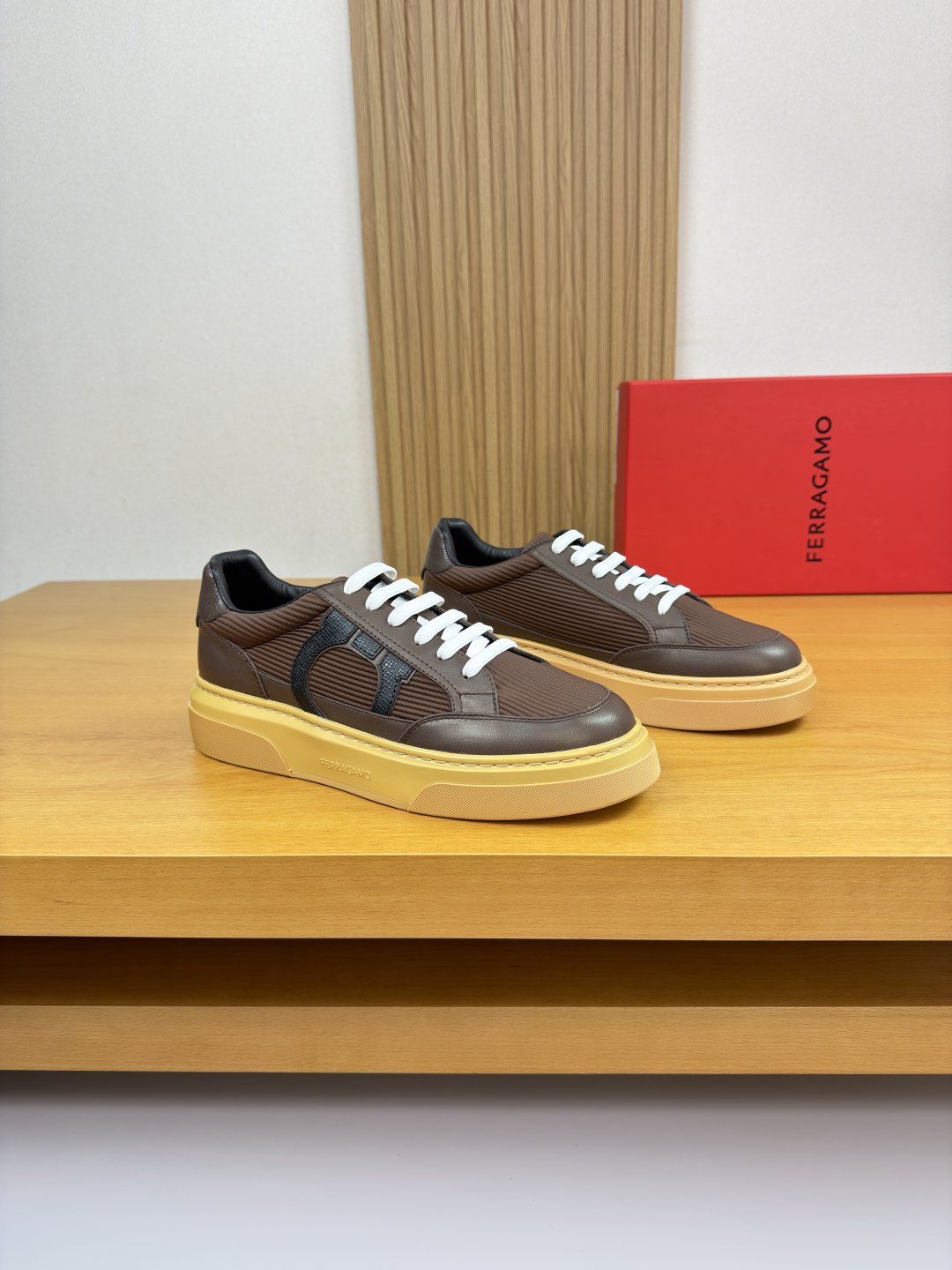 Ferragamo shoe Ferragamo — photo 6