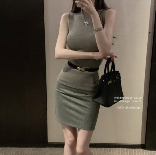 Yves Saint Laurent Knit Tank Top and Skirt Set - Stylish and Comfortable 1 Yves Saint Laurent Knit Tank Top and Skirt Set - Stylish and Comfortable