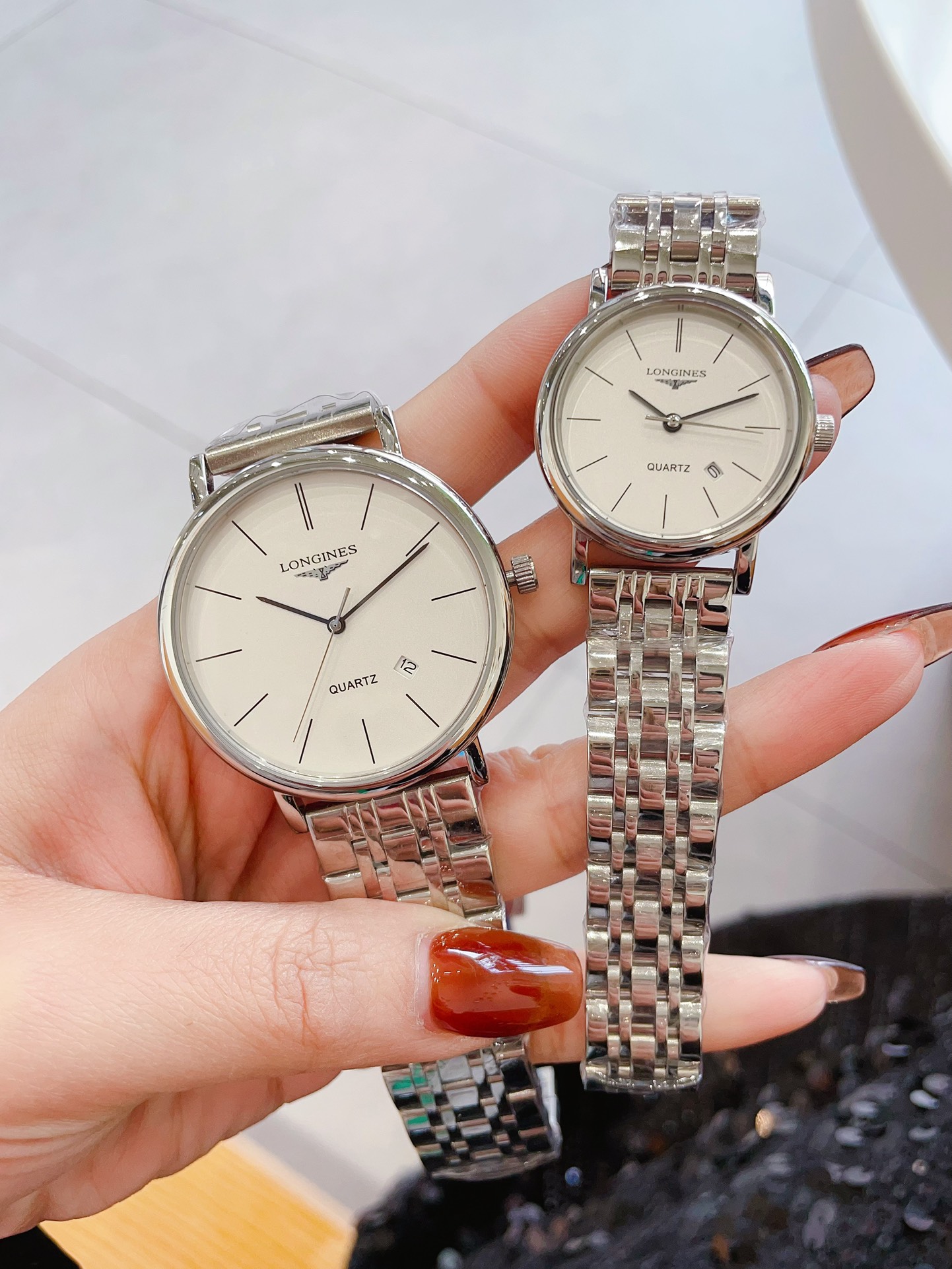 Luxury Quotuan Wristwatch with Imported Quartz Core and Cow Skin Belt - 图片 2