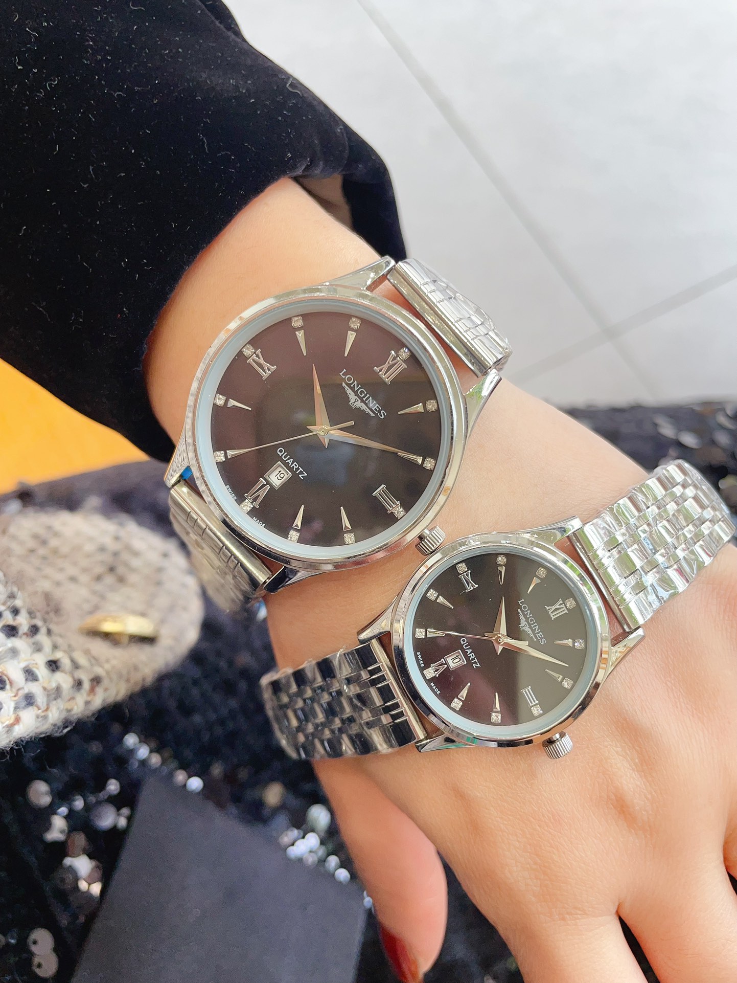Luxury Quartz Wristwatch Set: White Shell $150, Shell $170, Belt $20 - 图片 9