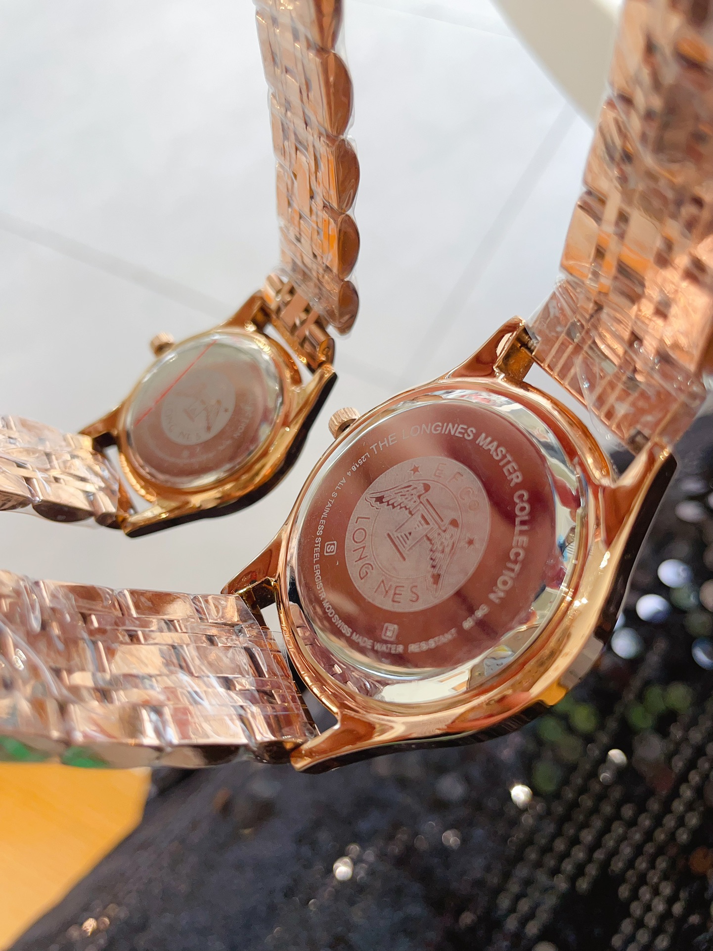 Luxury Quartz Wristwatch Set: White Shell $150, Shell $170, Belt $20 - 图片 7