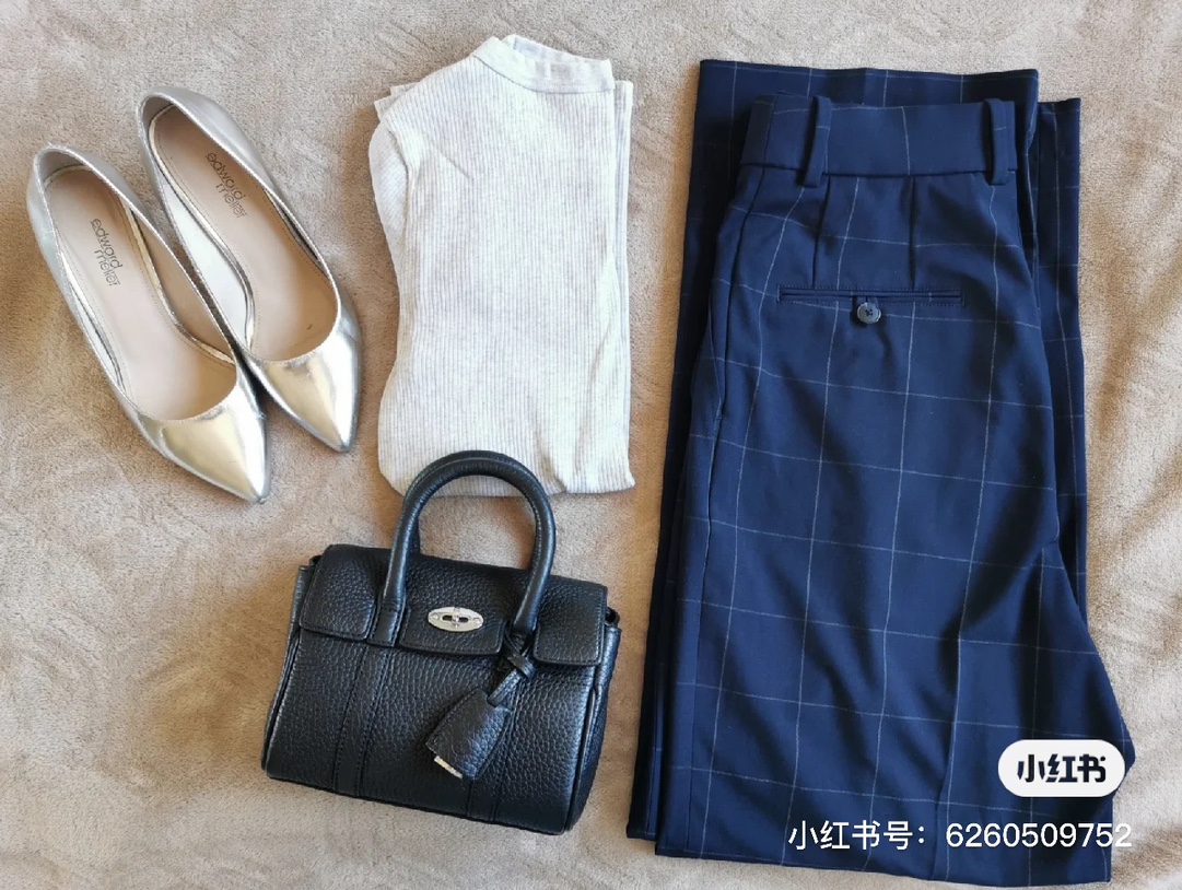 Mulberry British Royal Brand Black Mini