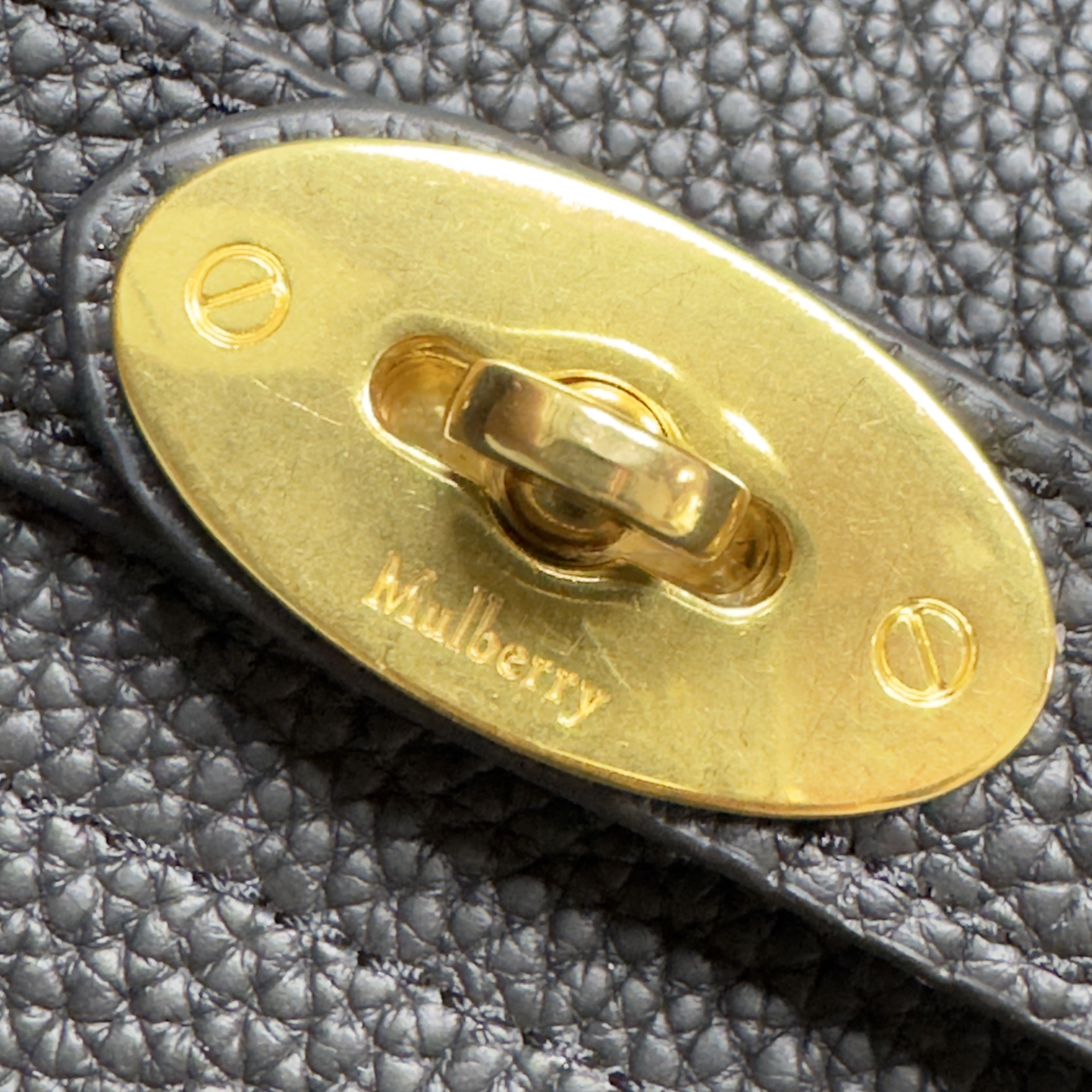 Purchasing-grade mulberry Islington bucket bag has been shipped, black