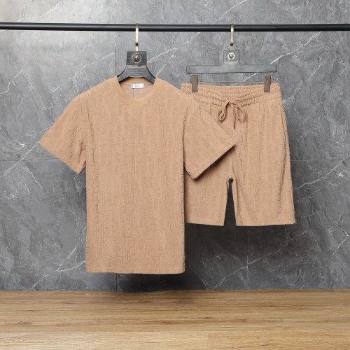 DIOR Men's Spring/Summer Casual Short Sleeve Set - Stylish and Comfortable 1 DIOR Men’s Spring/Summer Casual Short Sleeve Set – Stylish and Comfortable