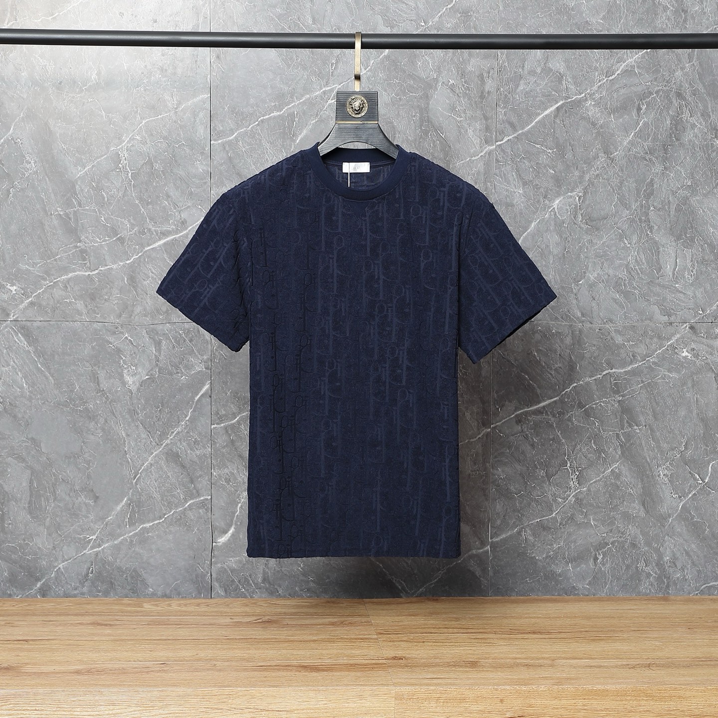 Dior Conjunto Casual de Verano para Hombre con Logotipo en Jacquard 3 i1748277194176 5869 0 1