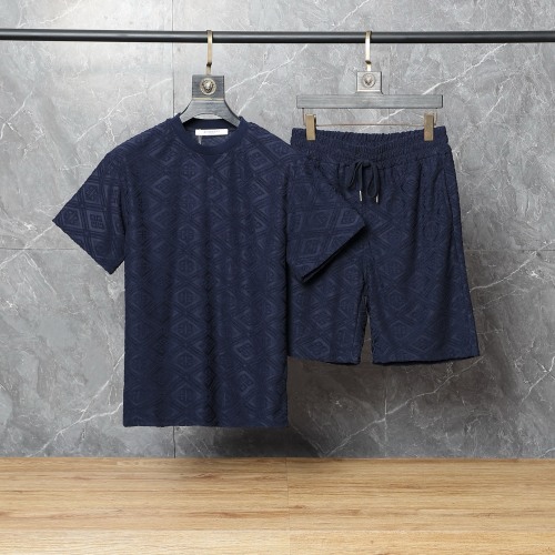 Givenchy Men's Spring/Summer Casual Short Sleeve Tee - Stylish & Comfortable 1 Givenchy Men’s Spring/Summer Casual Shorts – Stylish Terry Jacquard Fabric